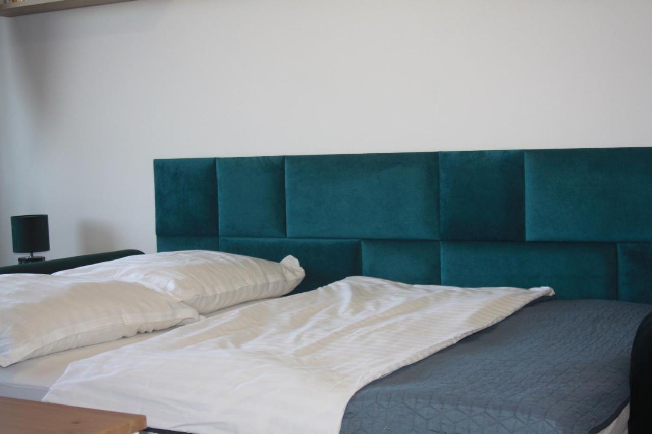 Apartament Zielony โคนิน ภายนอก รูปภาพ