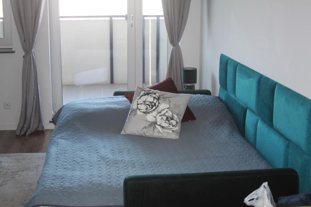 Apartament Zielony โคนิน ภายนอก รูปภาพ